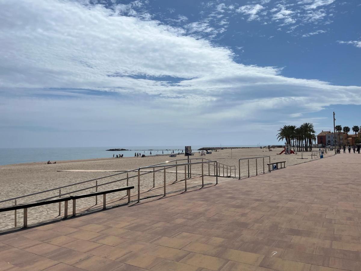 Two Bedroom Apartment With Fantastic Sea View Вильяхойоса Экстерьер фото